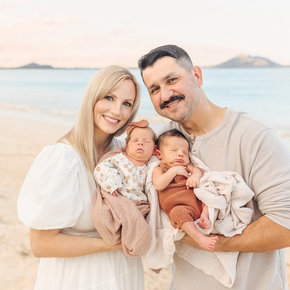 Hello! Welcome to my closet!😊 - Picture 15 of 15